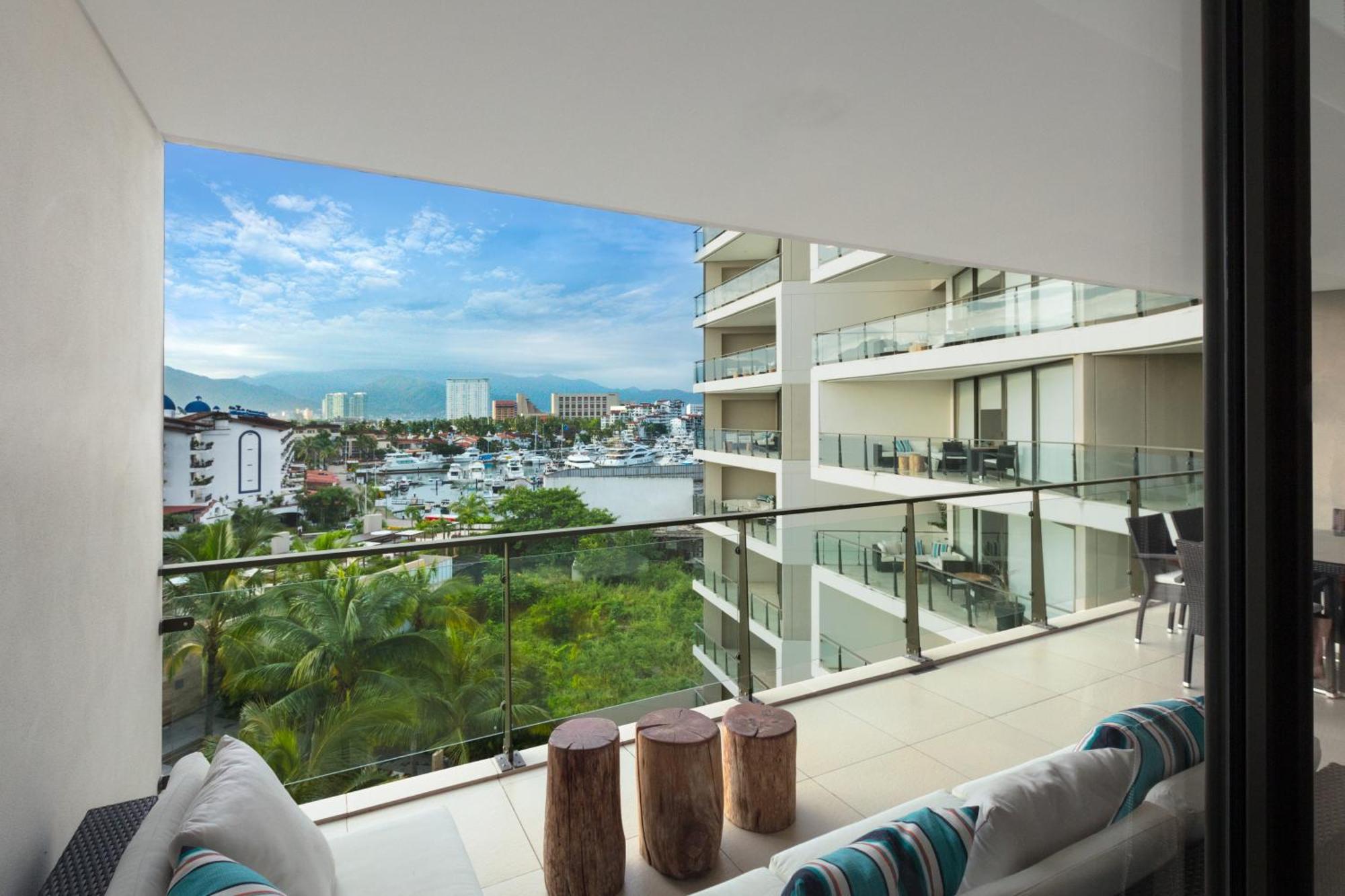 Live Aqua Private Residences Marina Vallarta Puerto Vallarta Extérieur photo